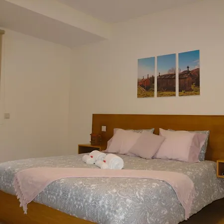Bed & Breakfast Outeiro Do Moinho 4*
