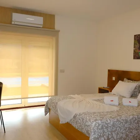 Outeiro Do Moinho B&B