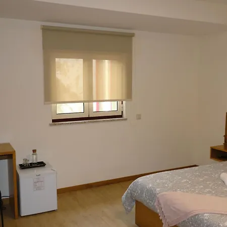Outeiro Do Moinho Bed & Breakfast *