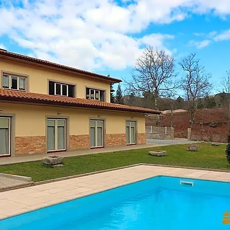 Outeiro Do Moinho Bed & Breakfast 4*