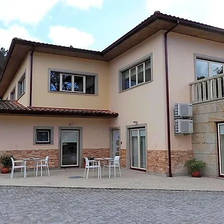 Outeiro Do Moinho Bed & Breakfast