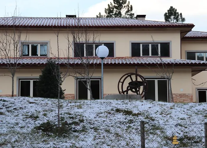 Outeiro Do Moinho B&B