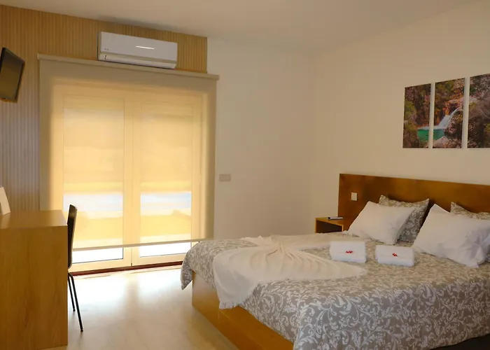 Outeiro Do Moinho B&B