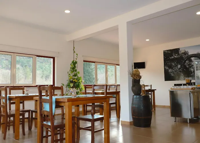 Outeiro Do Moinho 캄푸 두 제레스